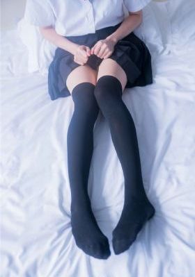 欧美日韩免费视频_日韩在线播放专区